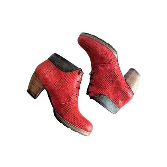 WOLKY Women's Jacquerie Booties Red Dessin Suede Sz 9 40 Lace Up Ankle Boots - Picture 1 of 13